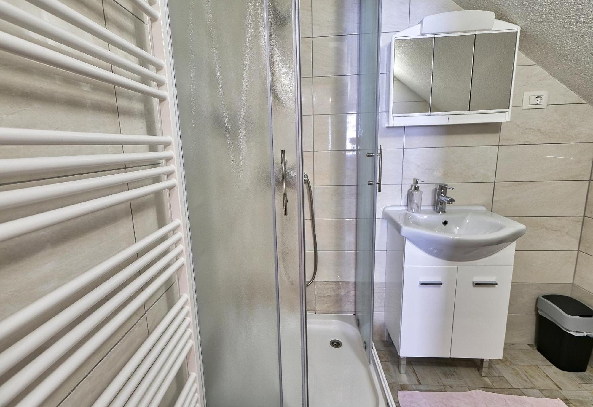 Apartmaji Jost Bohinj ภายนอก รูปภาพ